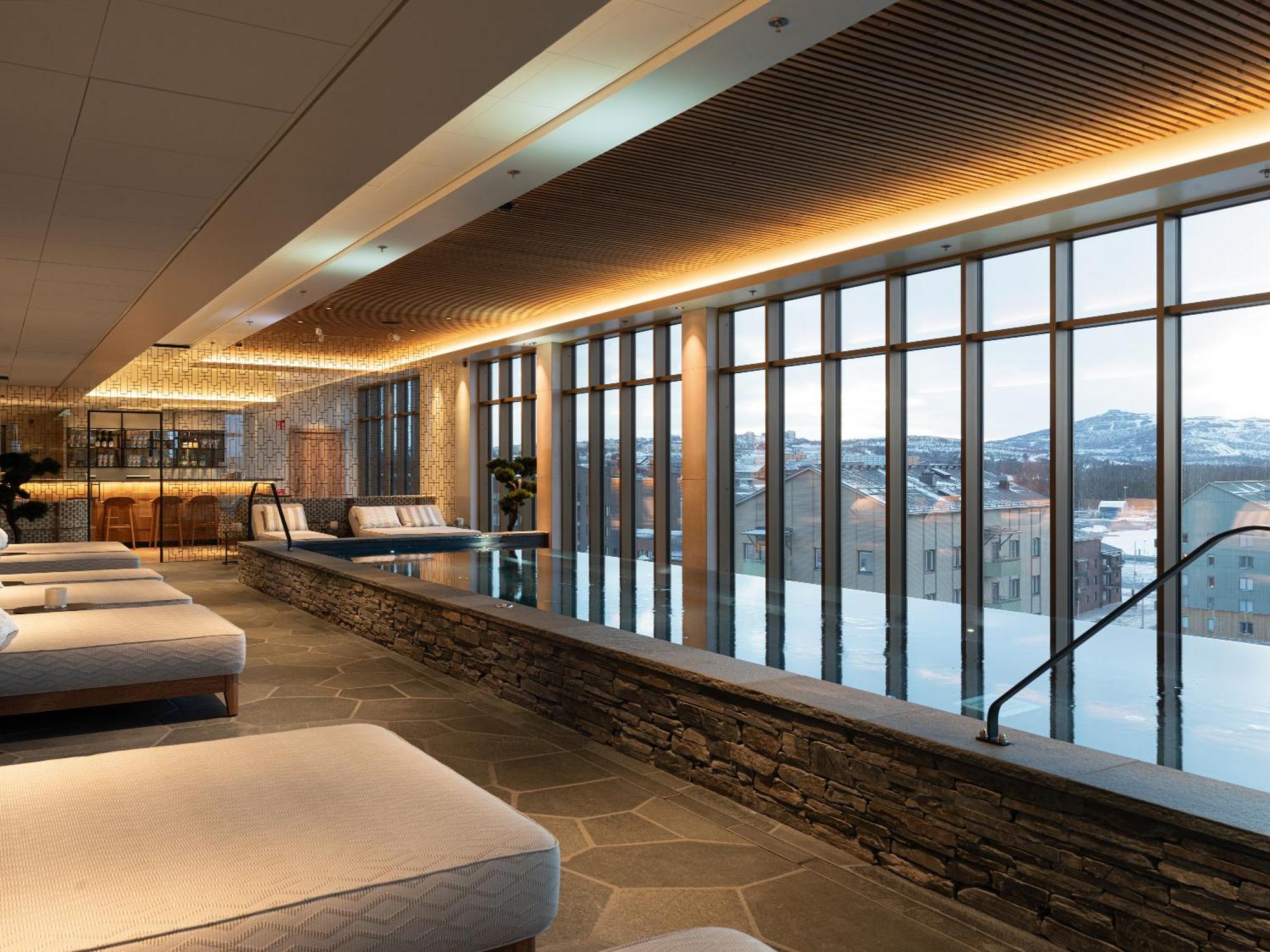 Elite Hotel Frost - Hotel & Spa คิรูนา ภายนอก รูปภาพ